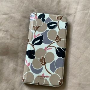 KATE SPADE iPhone XR wallet phone case